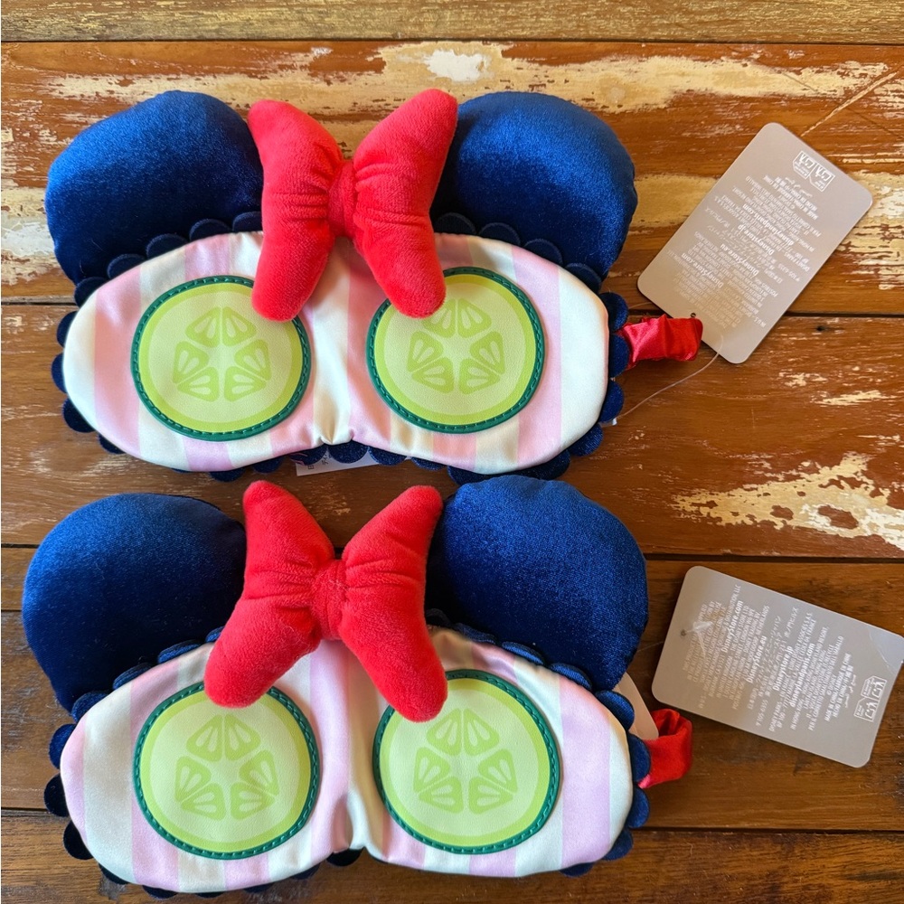 Two NWT Disney Minnie Mouse Face Masks for Kids